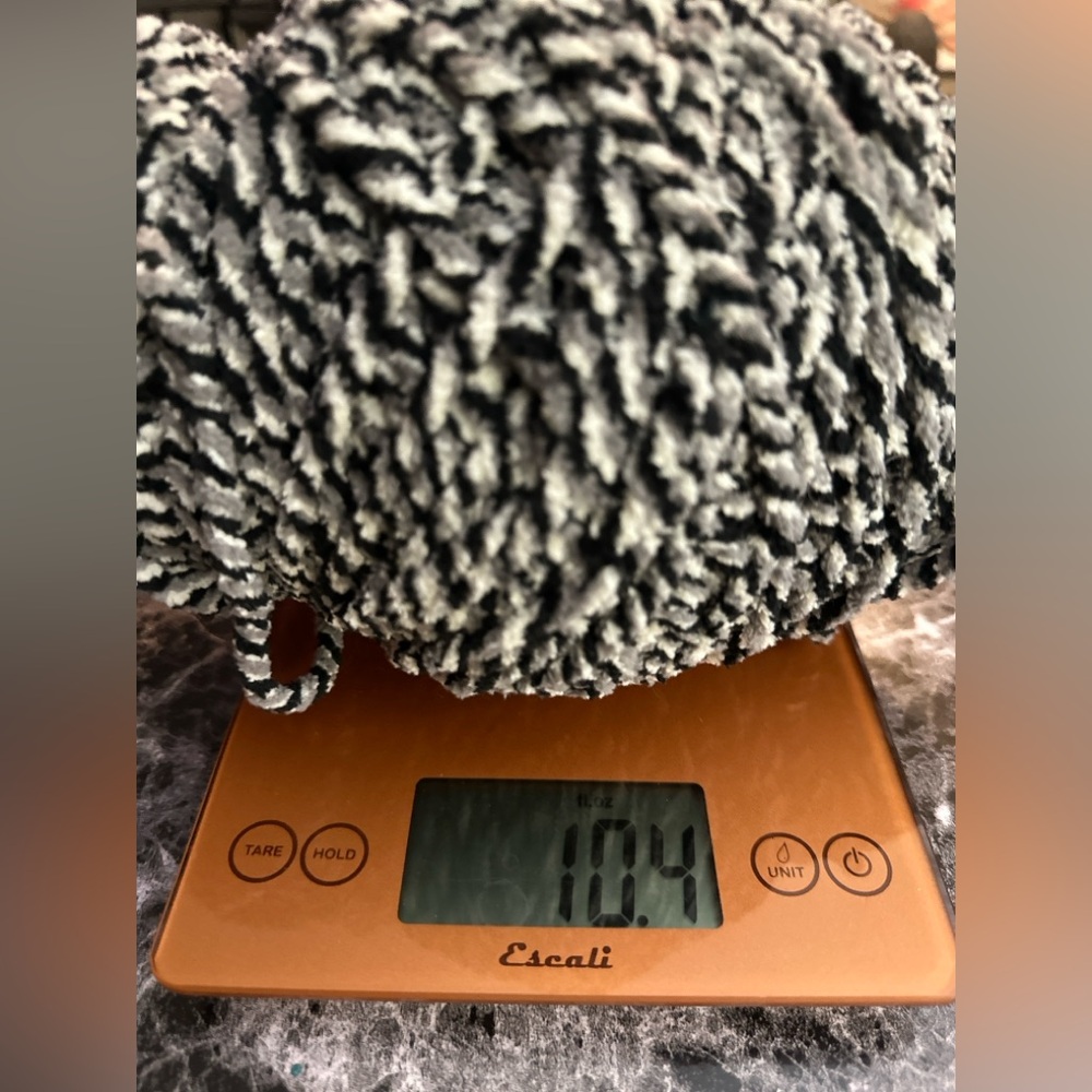 Bernat Blanket Yarn in color Inkwell🧶